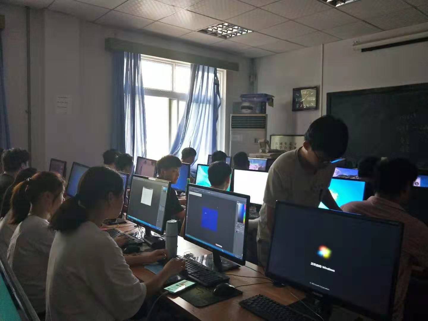 郑州文化路华人电脑电脑维修培训就业班