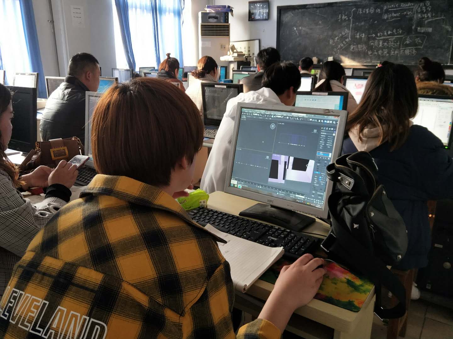 华人学校郑州科技市场室内装饰专业学习班选择