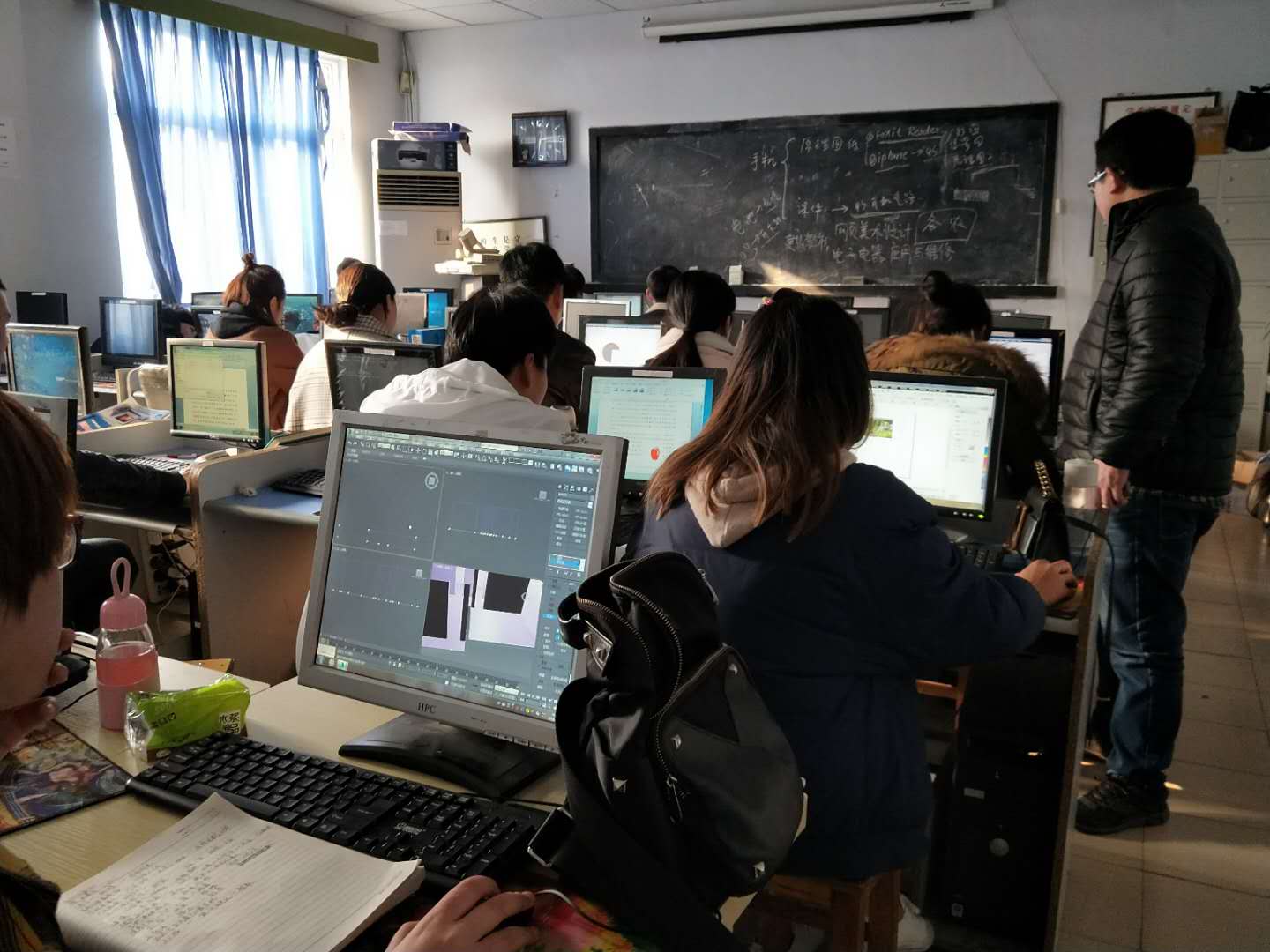 华人电脑郑州金水区室内装修专业辅导班怎样选