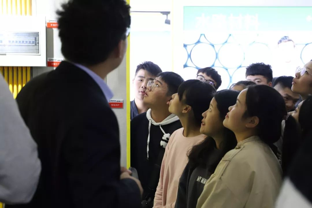 新乡超凡学院电子商务春季招生时间