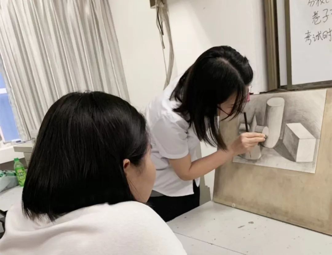 河南超凡学院室内设计春季招生时间