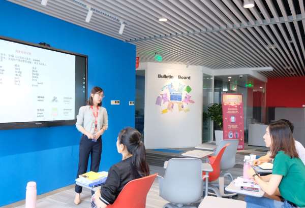 郑州金水路英思力成人英语辅导有什么课程